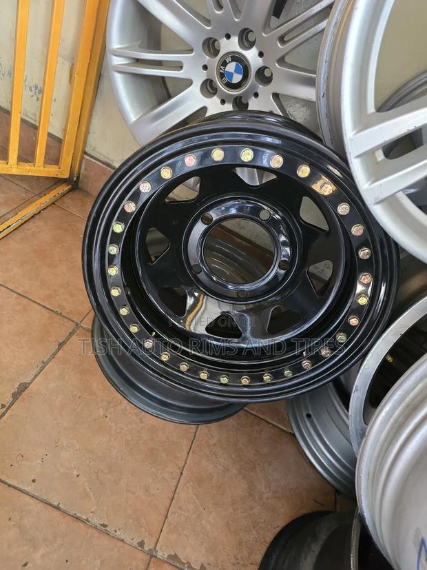 Black and Gold 16 Inch Landrover Rims Set - main view