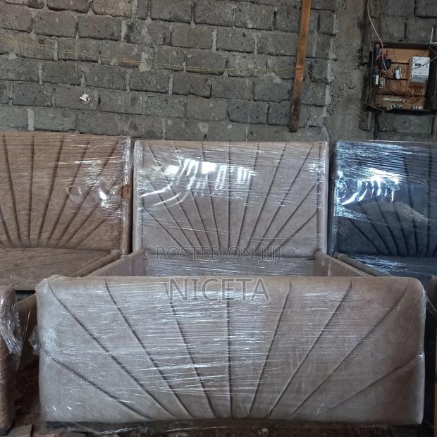 Executive Chesterfield Bed 5by6