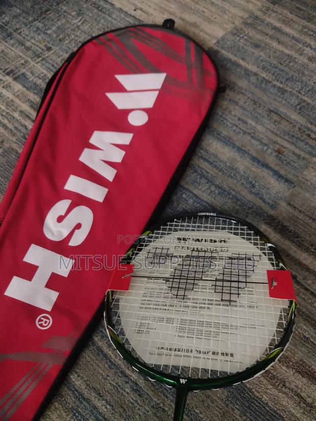 Wish Master Pro 10000 Badminton Racket Carbon With Bag - thumbnail 2