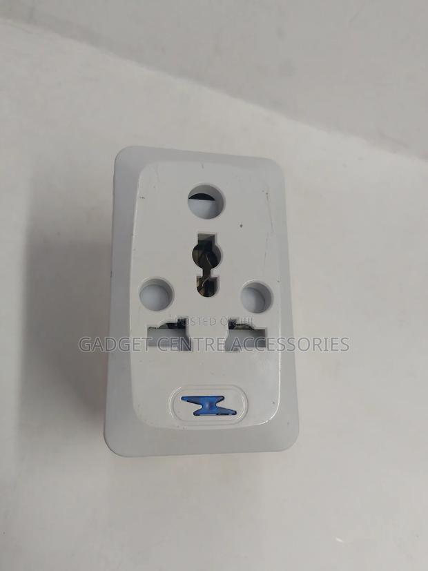 Universal Multiplug - thumbnail 2