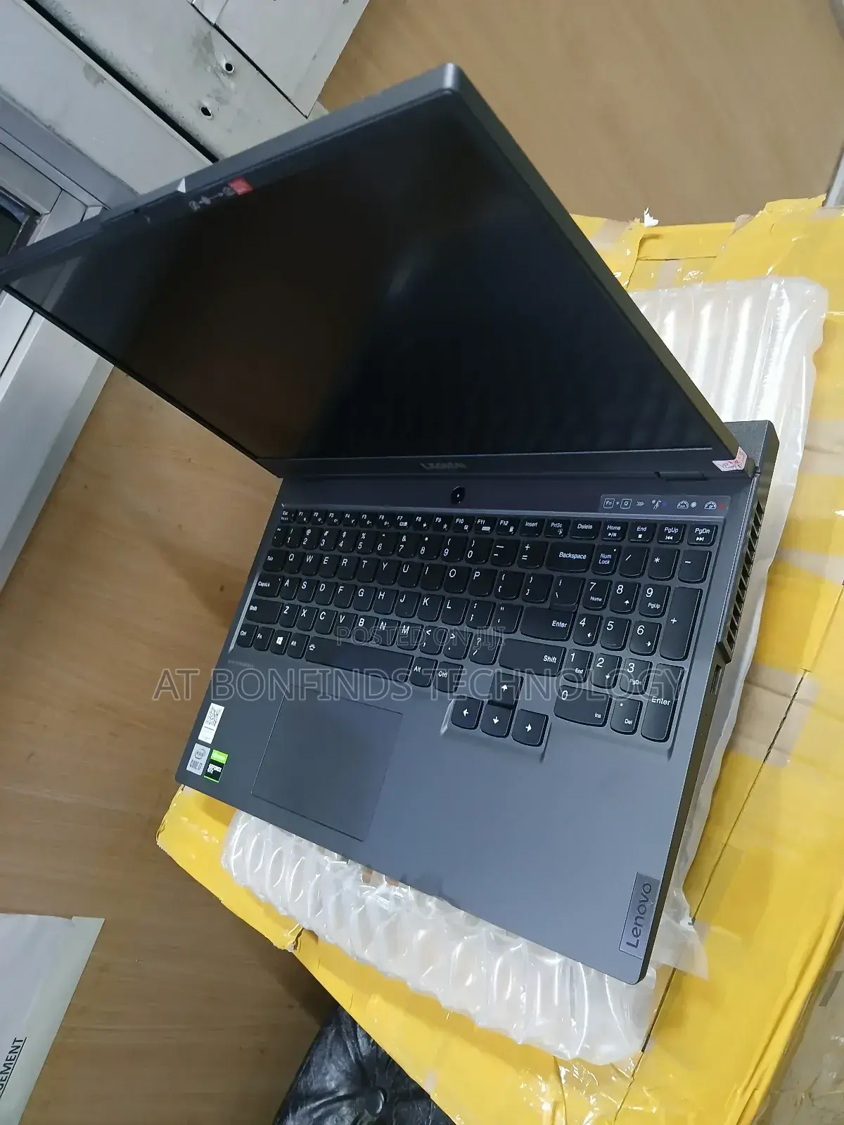 Lenovo Legion Y7000P IRX9 Gaming Laptop 16GB Intel Core I7 SSD 512GB