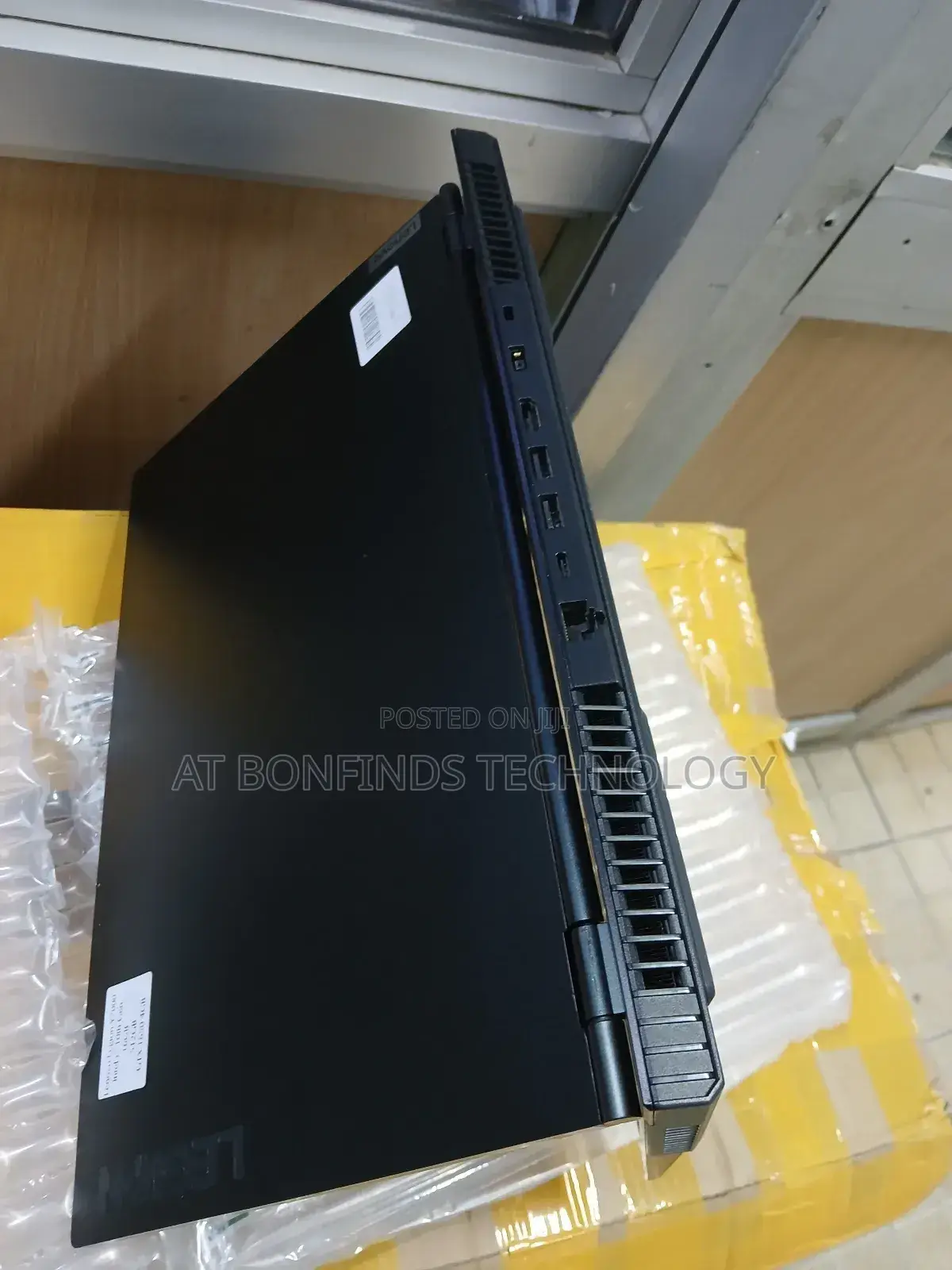 Lenovo Legion Y7000P IRX9 Gaming Laptop 16GB Intel Core I7 SSD 512GB