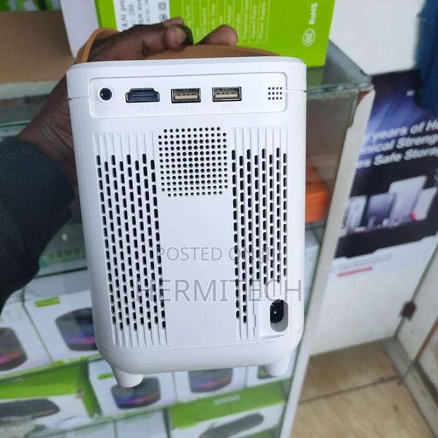 Calus Android Projector With HDMI and Resolution 110" - thumbnail 4