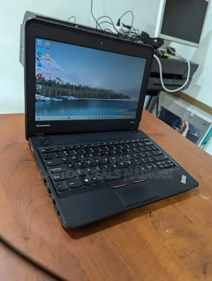 Laptop Lenovo Yoga 11e 4GB Intel Core I5 SSD 128GB
