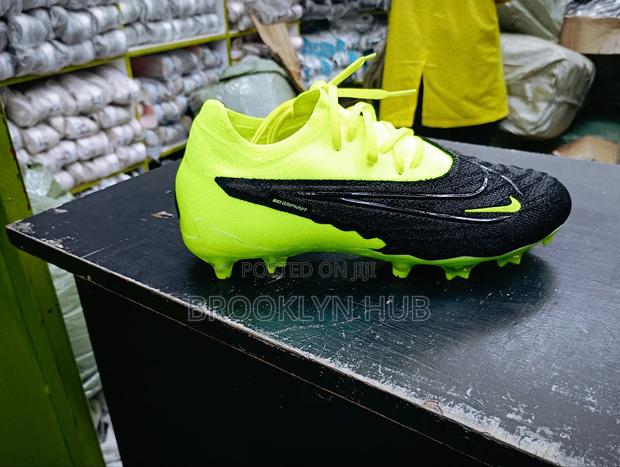 Nike Grip Knit Soccer Boots - main view