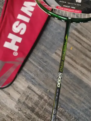 Wish Master Pro 10000 Badminton Racket Carbon With Bag