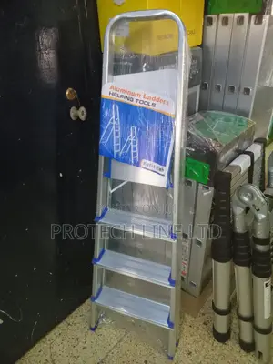 4 Step Foldable Aluminium Ladder