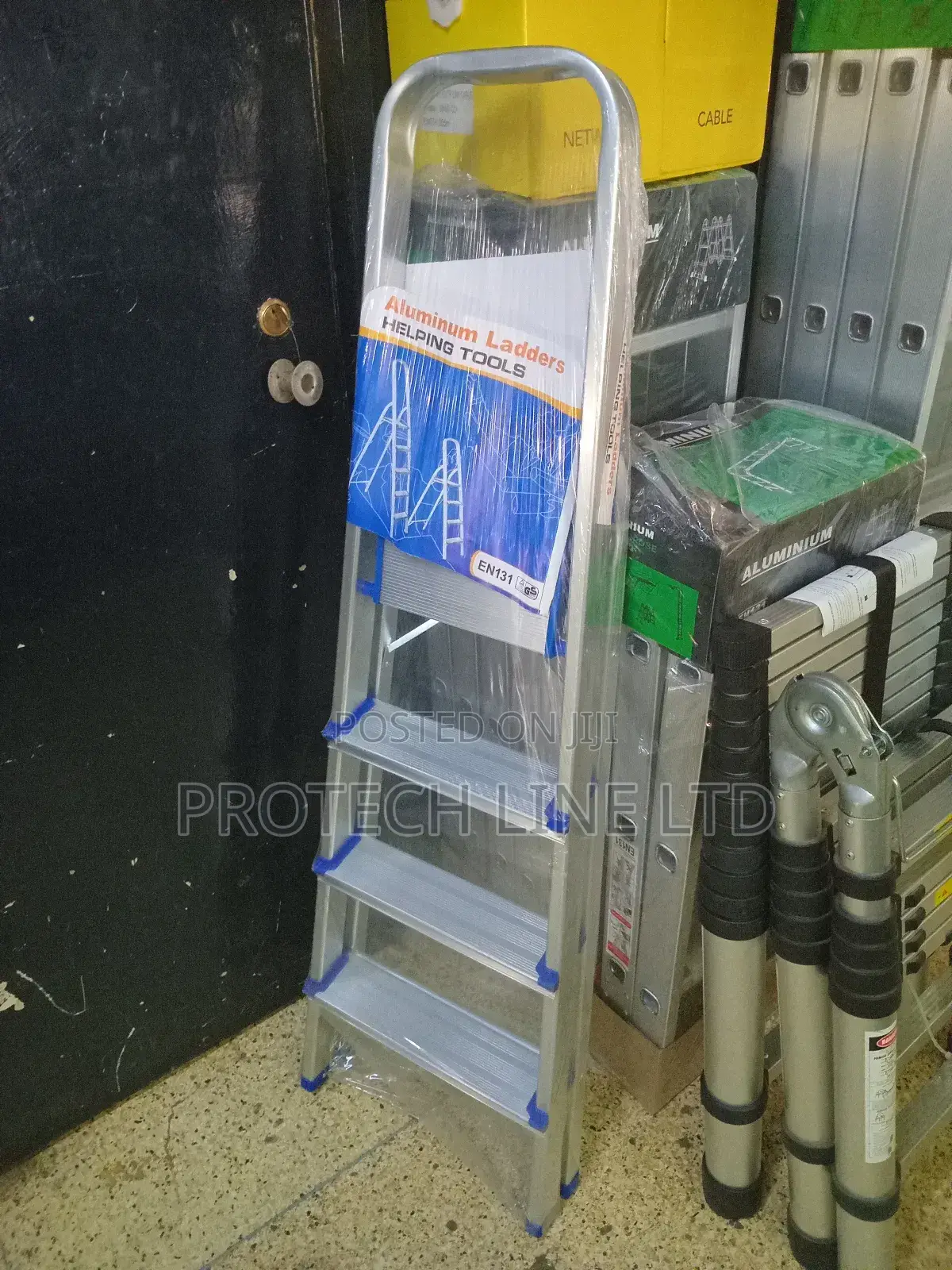 4 Step Foldable Aluminium Ladder