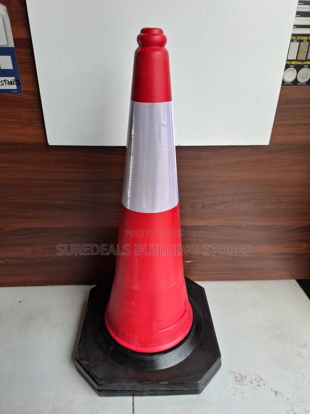 Safety Cone/Traffic Cone-75cm