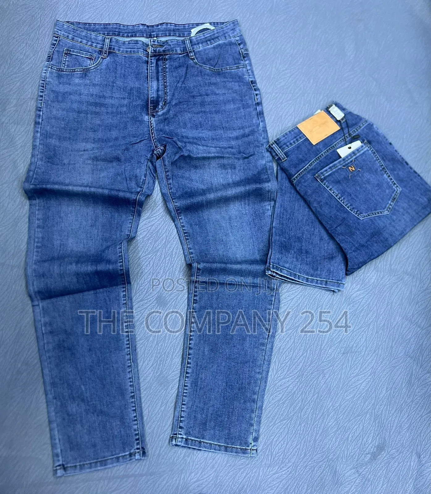 Plain Demin Jeans Available Size 30 to 38