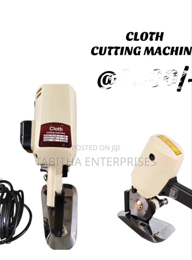 Cloth Cutting Machine