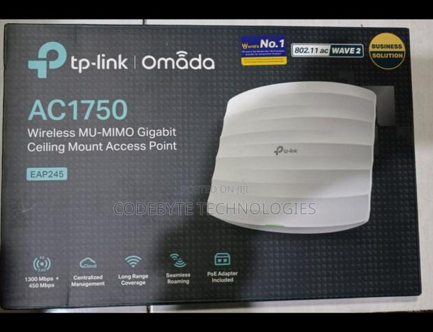 ^EAP245 Tp-Link AC1750 Wireless Gigabit Ceiling Mount - main view