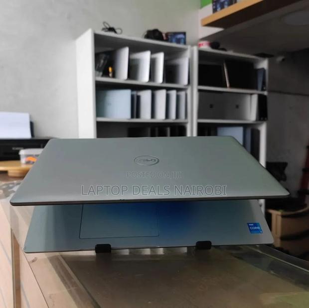 Laptop Dell Latitude E5520 16GB Intel Core I5 SSD 512GB - thumbnail 3