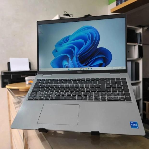 Laptop Dell Latitude E5520 16GB Intel Core I5 SSD 512GB