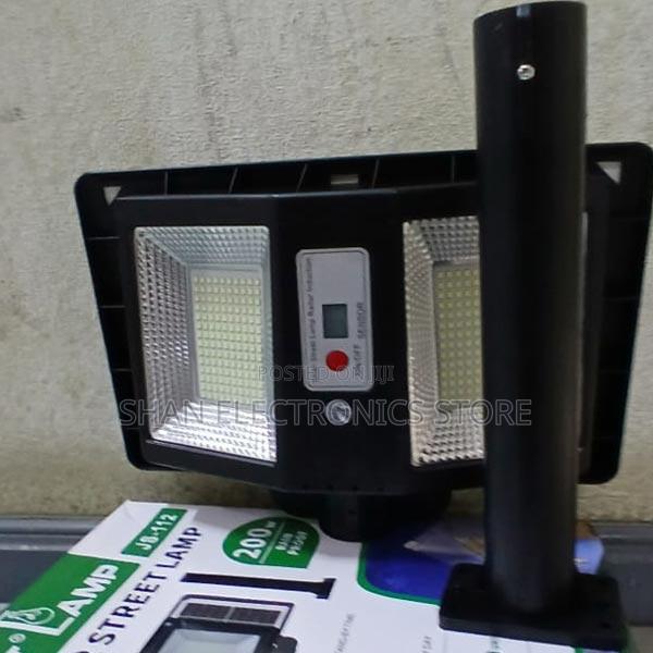 Solar Street Light With Darkness and Motion Sensor 200 Watts - main view