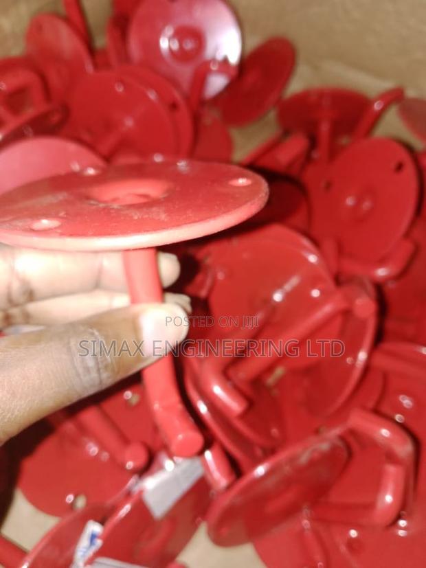 Co2 Wall Brackets- Simax Eng. Ltd. - thumbnail 2