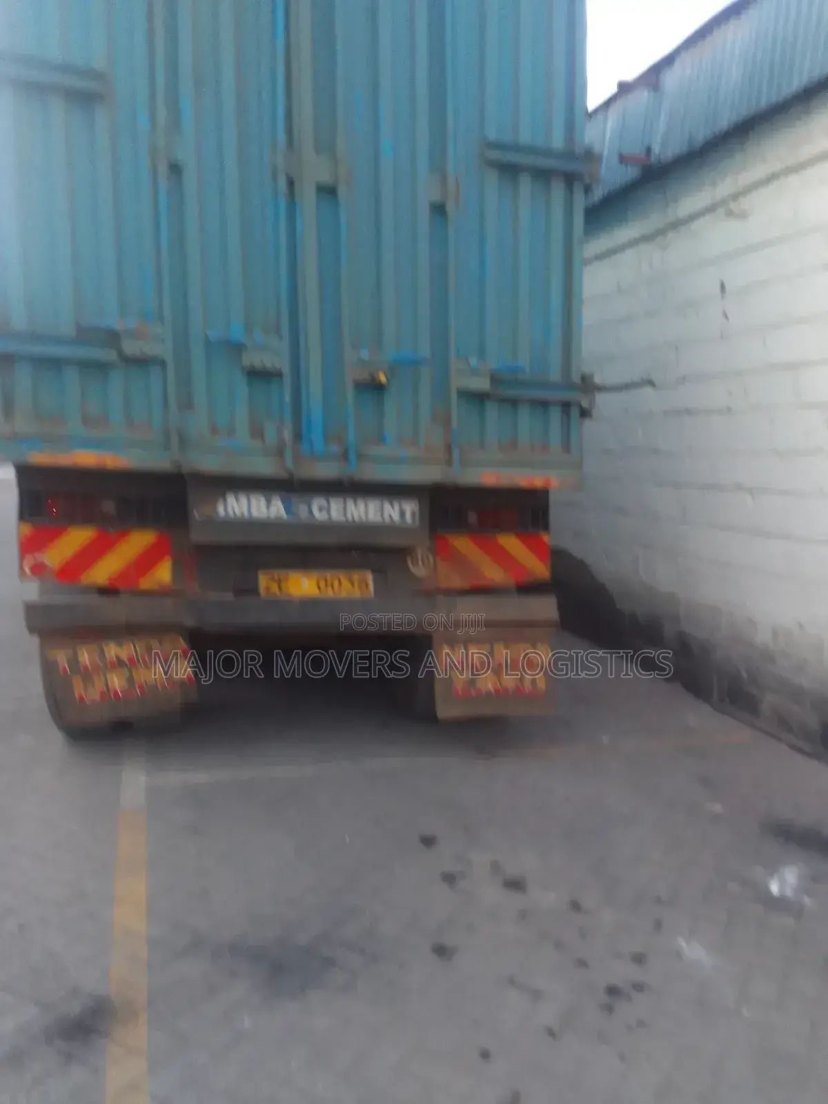 Box Body Trailer Available for Cross Border Logistic Service