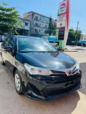 Toyota Axio 1.5 G 2WD 2017 Black