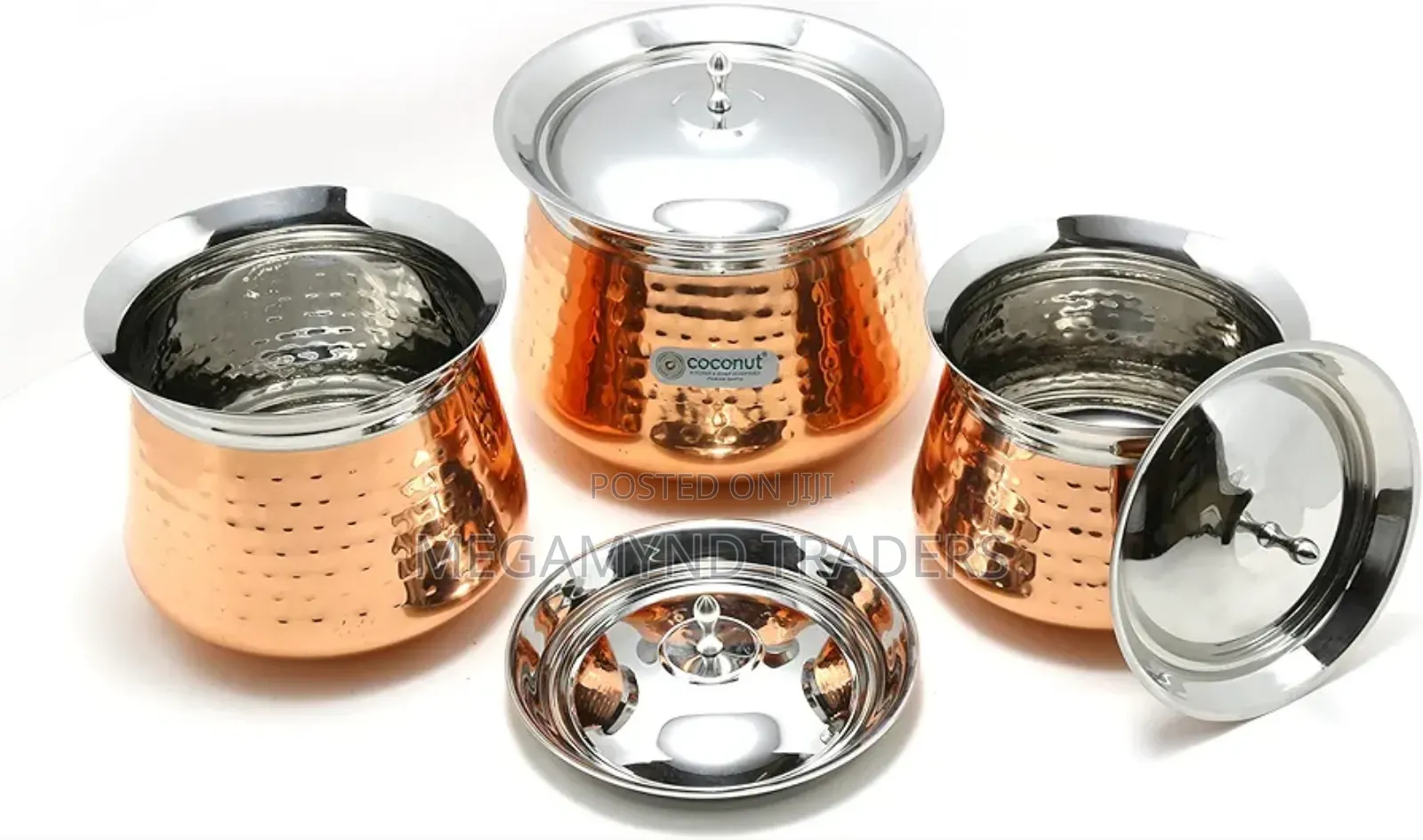 Mukti Mudhiras Golden Curry Rice Pot With Lid/Hammered Pot