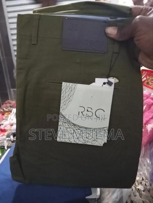 Soft Khaki. - thumbnail 3