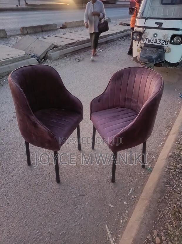 Manicure Seats - main view