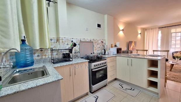 Cozy Airbnb Studio to Let - thumbnail 8