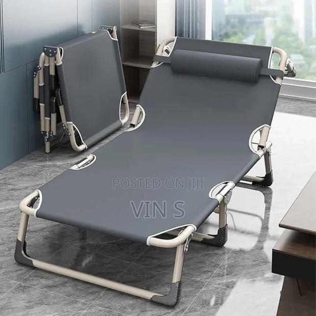 Camping Bed/Câmping Bêd/Campîng Bèd/Campíng Běd