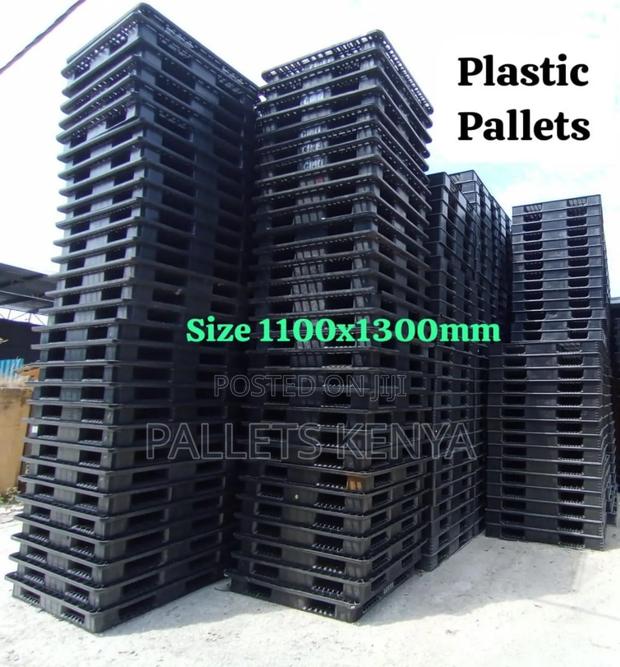 Plastic Pallets - Measurements 1300x1100x150mm -Heavy Duty