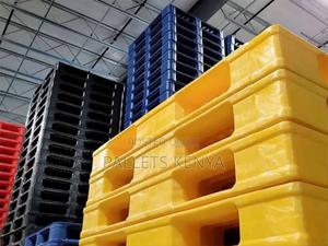 Plastic Pallets- Heavy Duty in Different Colors - thumbnail 2