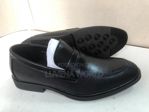 Empire Officials - thumbnail 3