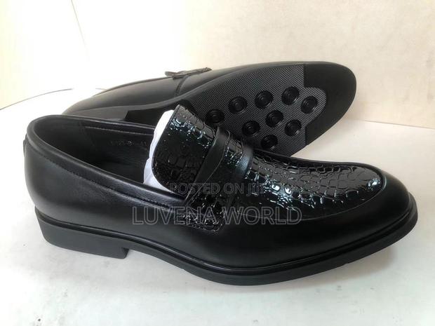 Empire Shiny Officials - main view