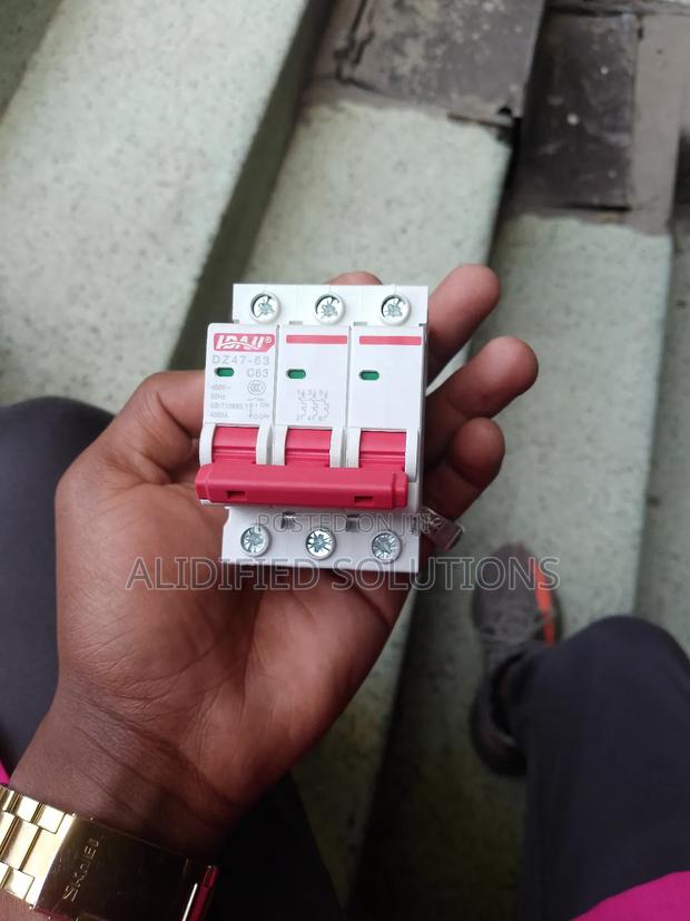 MCB 3pole 63amps - thumbnail 2