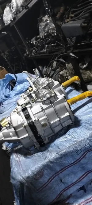 Brand New Zoomax Hiace Shark 5l/3l Gearbox Manual