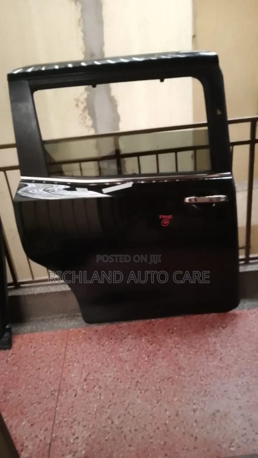 Noah Esquire Zrr80 Rear Right Door