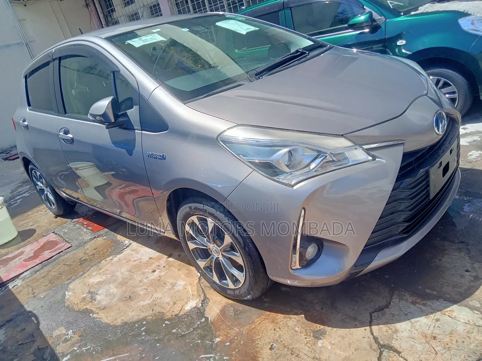Toyota Vitz 2017 Gray