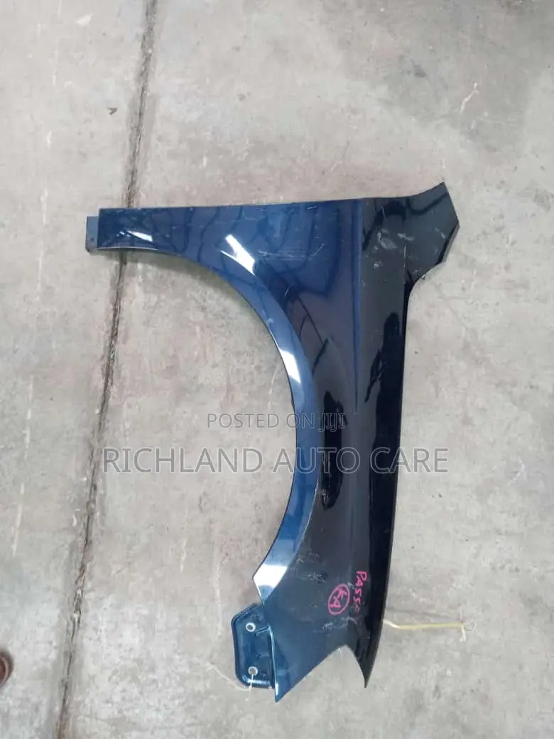 Volkswagen Passat B7 Fender Wing