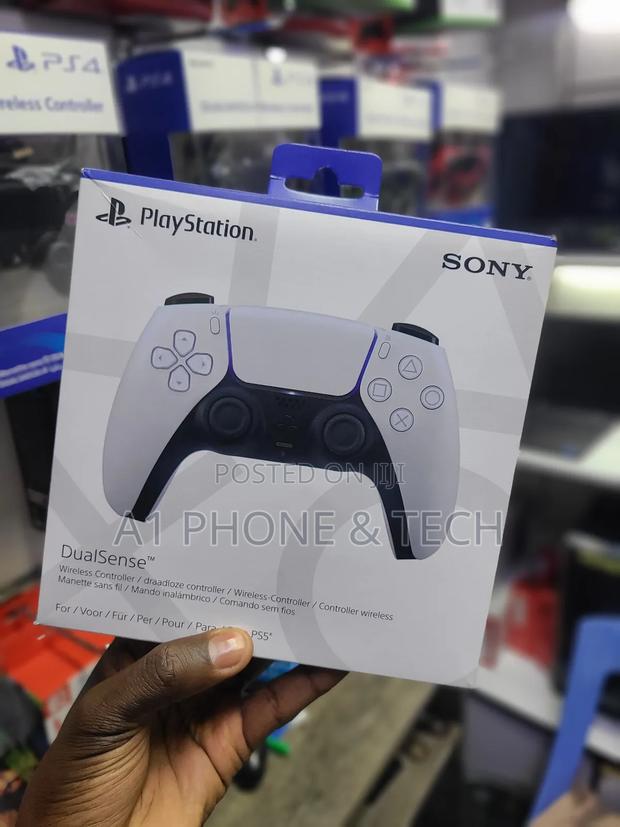 Playstation 5 Controller - main view