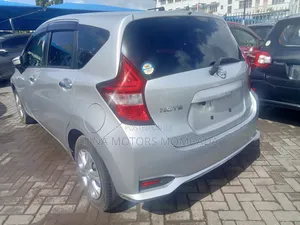 Nissan Note 2017 Silver