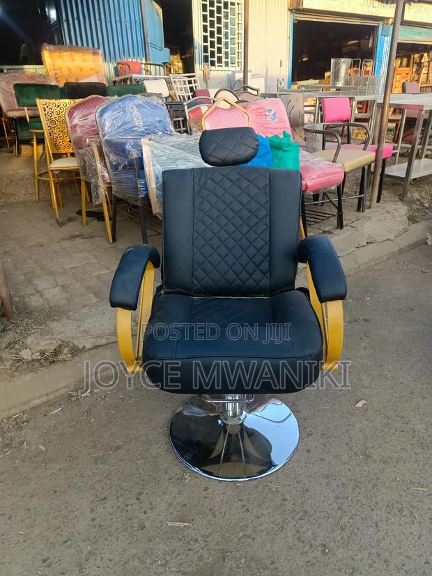 Makeup Chair, With Hydraulic Machine and Headrest - main view