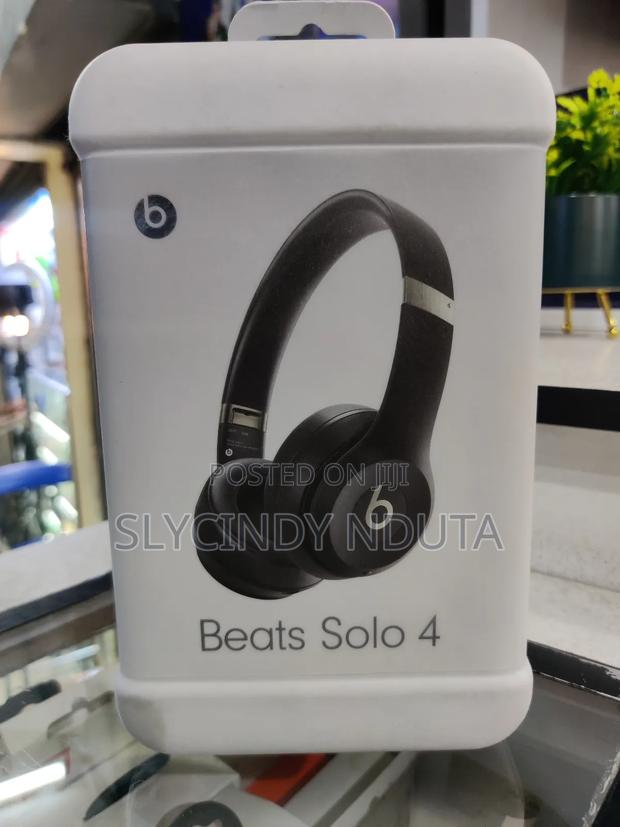 Beats Solo 4