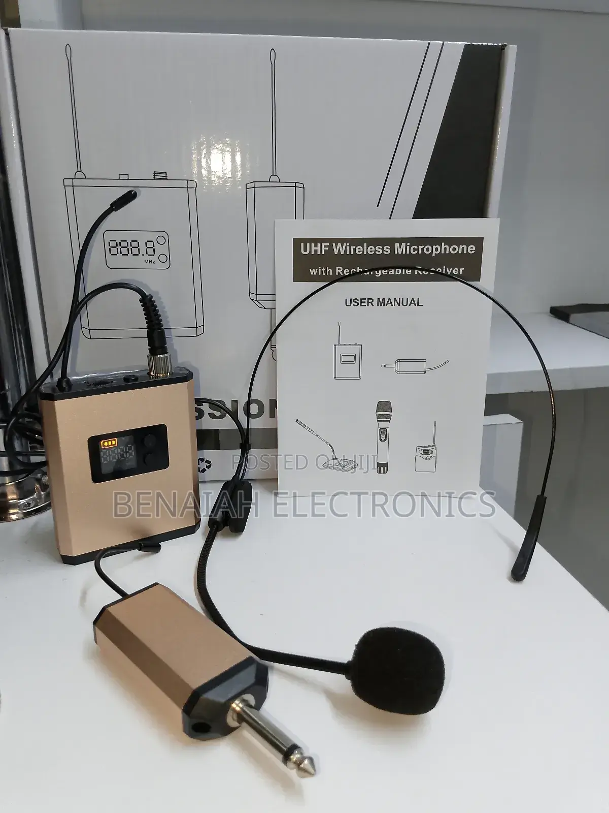 Stable Professional Wireless Headset Microphone