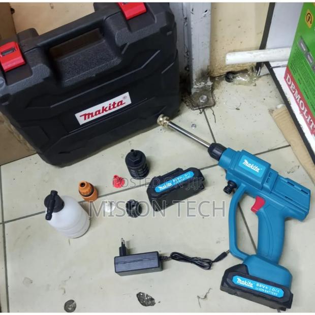 Makita 88v Cordless Carwash 2 Batteries