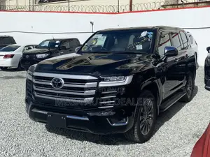Toyota Land Cruiser 2023 Matt Black