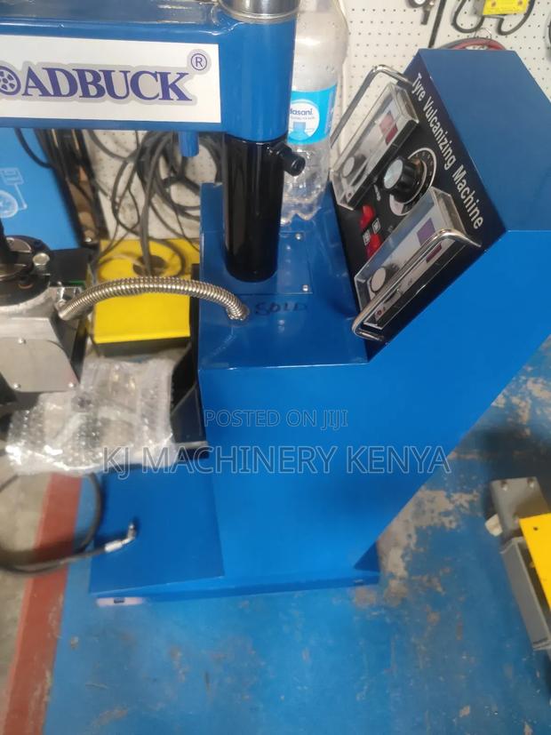 Commercial Tyre Vulcanizer Machine Roadbuck Brand