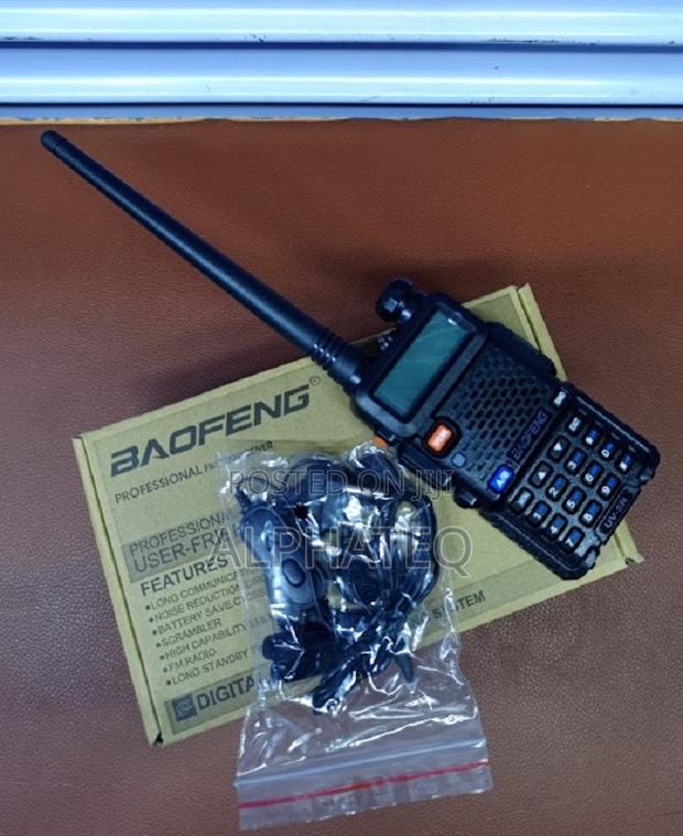 Baofeng UV-5R Dual Radio With Ear Piece Complete