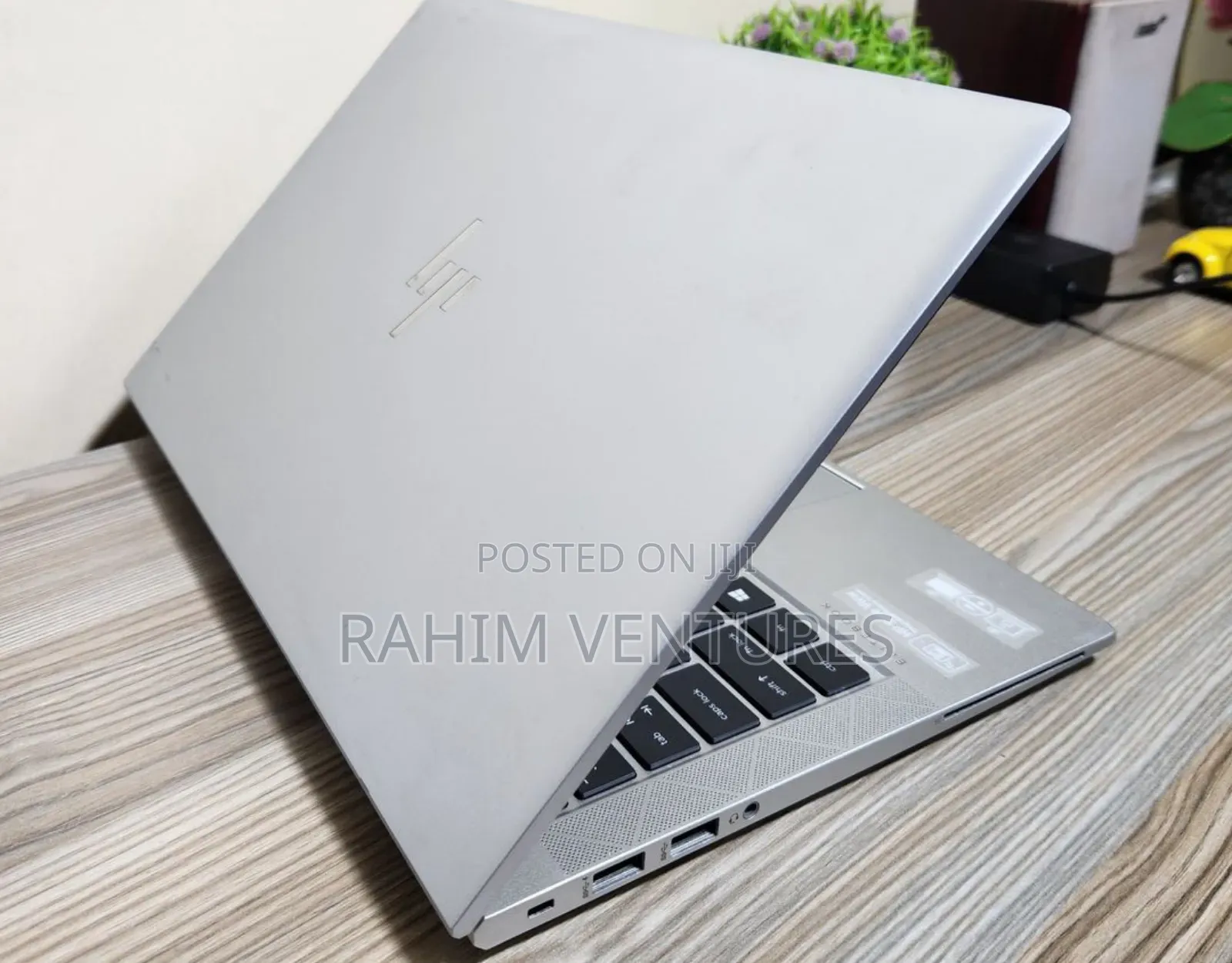 Laptop HP EliteBook 830 G8 16GB Intel Core i7 SSD 512GB