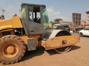 Roller Compactors, Graders Excavators and Trucks for Hire