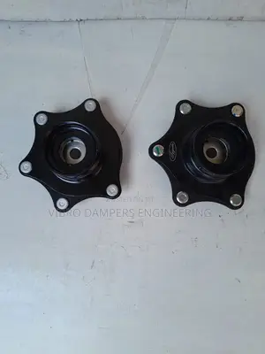 Honda CR-V RE4 Front Shock Mounting