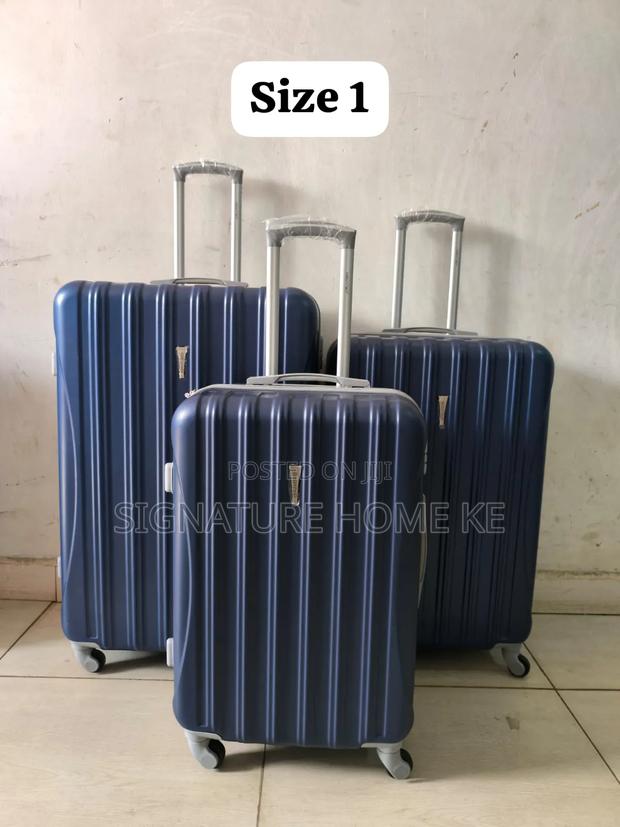 3 in 1 Luxurious Fibre Suitcase - thumbnail 3