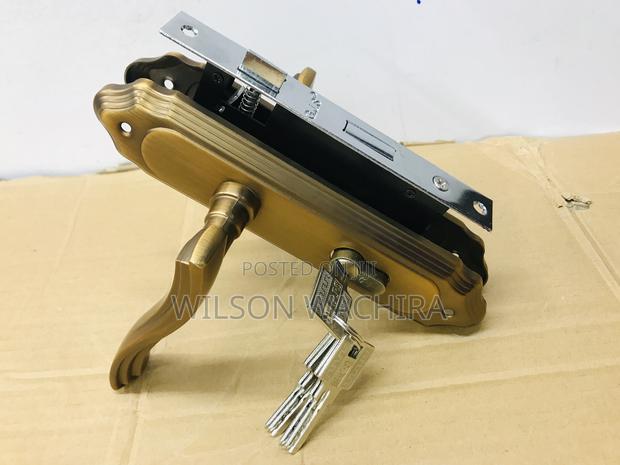 Bathroom Door Locks - thumbnail 3